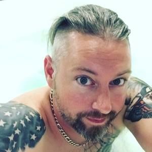 Meet your Posher, Matt